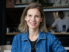 Interview with Véronique Paradis – SAT